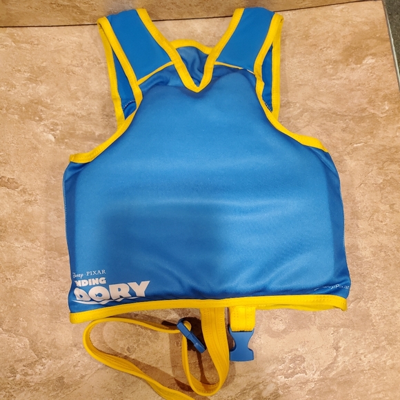 Kid's Swim Safety Vest - Picture 3 of 4